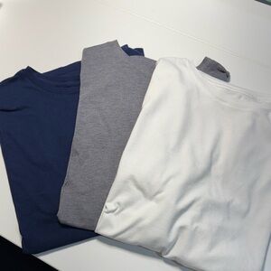 3 Roundtree & Yorke Classic Short Sleeve Tees. Size M, Soft Touch